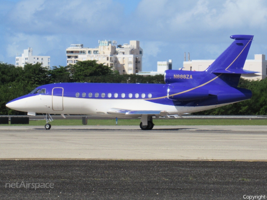 Clay Lacy Aviation Dassault Falcon 900EX (N888ZA) | Photo 542831