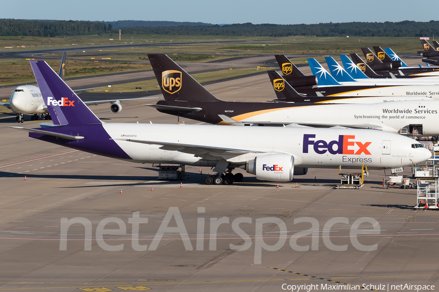 FedEx Boeing 777-FS2 (N889FD) | Photo 256765