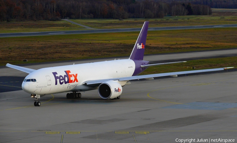FedEx Boeing 777-FS2 (N889FD) | Photo 415754