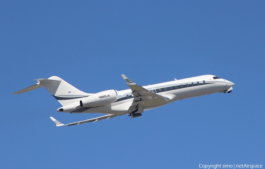 (Private) Bombardier BD-700-1A10 Global Express (N889JA) | Photo 203052