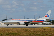 American Airlines Boeing 737-823 (N889NN) at  Miami - International, United States
