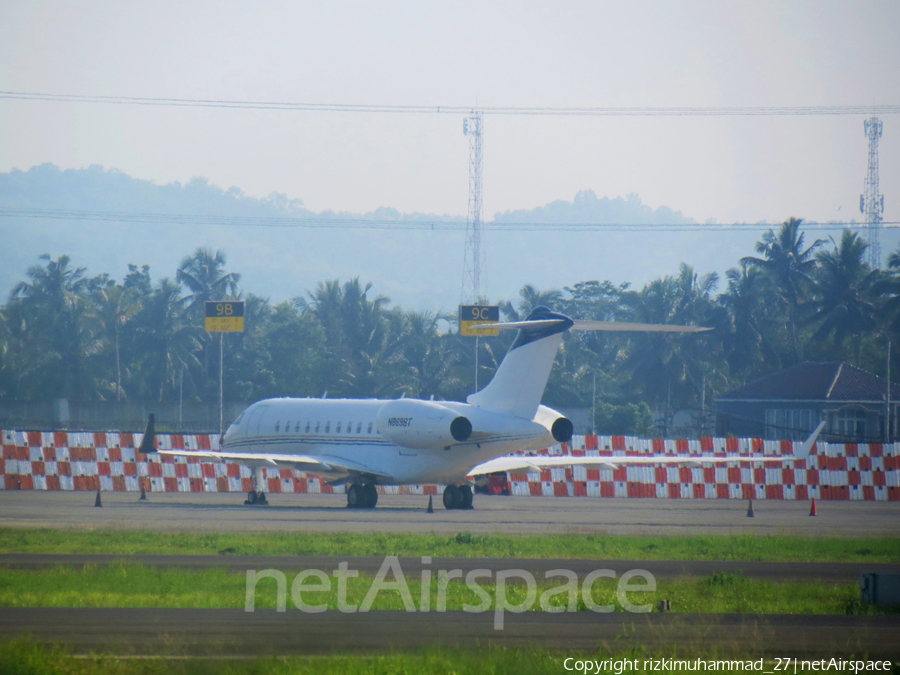 (Private) Bombardier BD-700-1A11 Global 5000 (N889ST) | Photo 623186