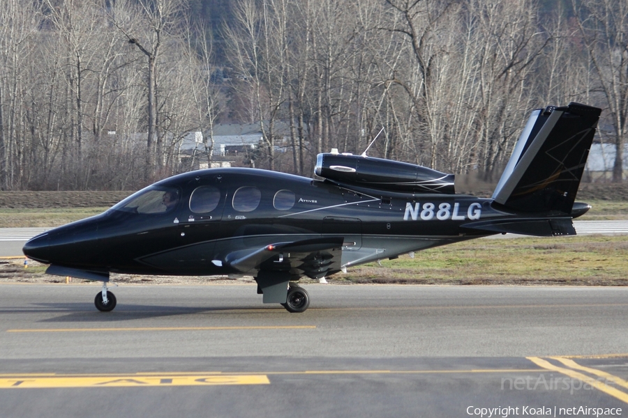 (Private) Cirrus SF50 Vision Jet G2+ Arrivee (N88LG) | Photo 604570
