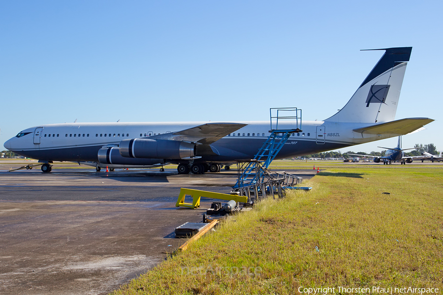 (Private) Boeing 707-330B (N88ZL) | Photo 137647