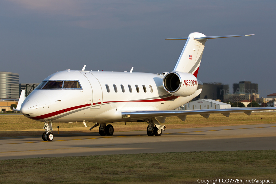 (Private) Bombardier CL-600-2B16 Challenger 605 (N890CM) | Photo 32272