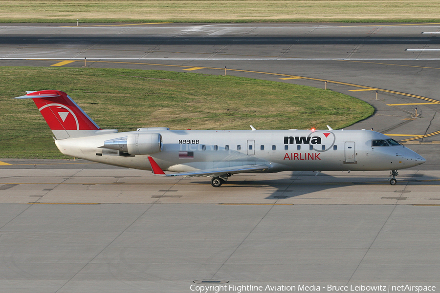 Northwest Airlink (Pinnacle Airlines) Bombardier CRJ-200LR (N8918B) | Photo 150744