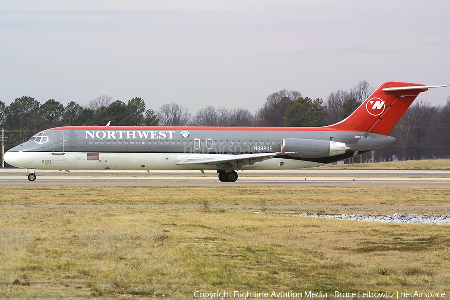 Northwest Airlines Douglas DC-9-31 (N8920E) | Photo 182580