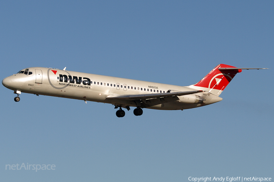 Northwest Airlines Douglas DC-9-31 (N8920E) | Photo 150123