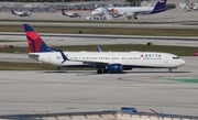 Delta Air Lines Boeing 737-932(ER) (N892DN) at  Ft. Lauderdale - International, United States