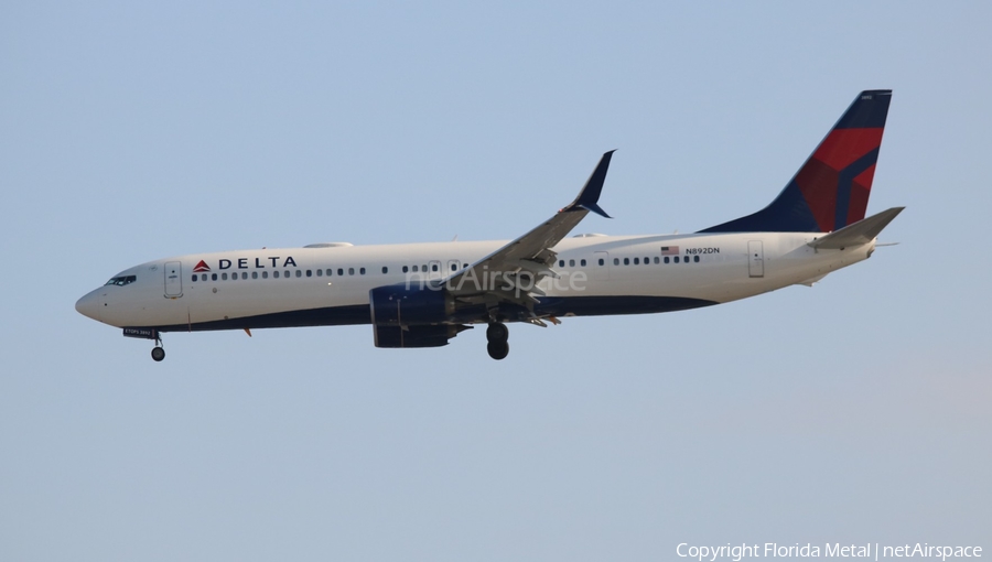 Delta Air Lines Boeing 737-932(ER) (N892DN) | Photo 306179