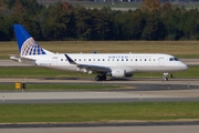 United Express (Mesa Airlines) Embraer ERJ-175LR (ERJ-170-200LR) (N89304) at  Washington - Dulles International, United States