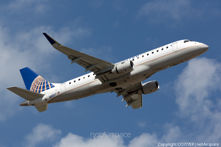 United Express (Mesa Airlines) Embraer ERJ-175LR (ERJ-170-200LR) (N89317) | Photo 104742