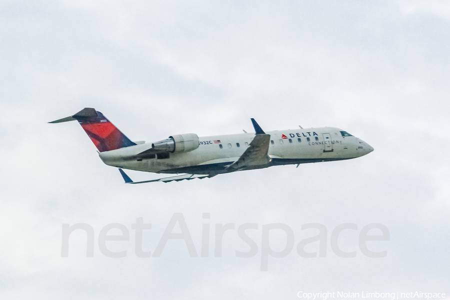 Northwest Airlink (Pinnacle Airlines) Bombardier CRJ-200LR (N8932C) | Photo 439509