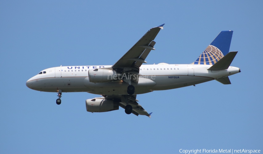 United Airlines Airbus A319-132 (N893UA) | Photo 351556
