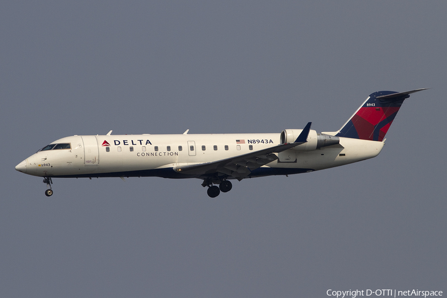 Delta Connection (Pinnacle Airlines) Bombardier CRJ-200LR (N8943A) | Photo 385645