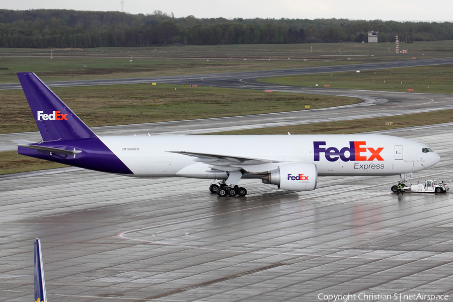 FedEx Boeing 777-FS2 (N896FD) | Photo 446169