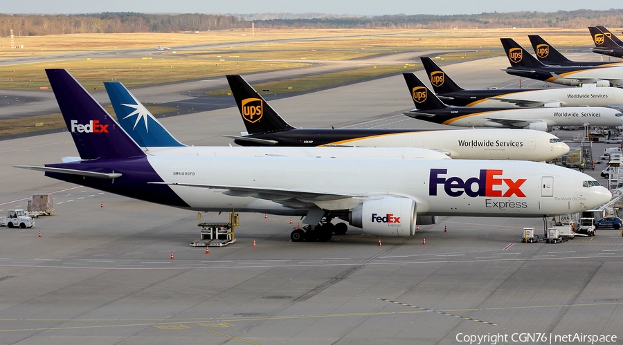 FedEx Boeing 777-FS2 (N896FD) | Photo 501979