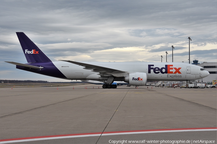 FedEx Boeing 777-FS2 (N897FD) | Photo 450111