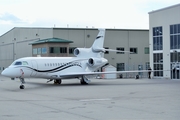 (Private) Dassault Falcon 7X (N898ES) at  Kelowna - International, Canada
