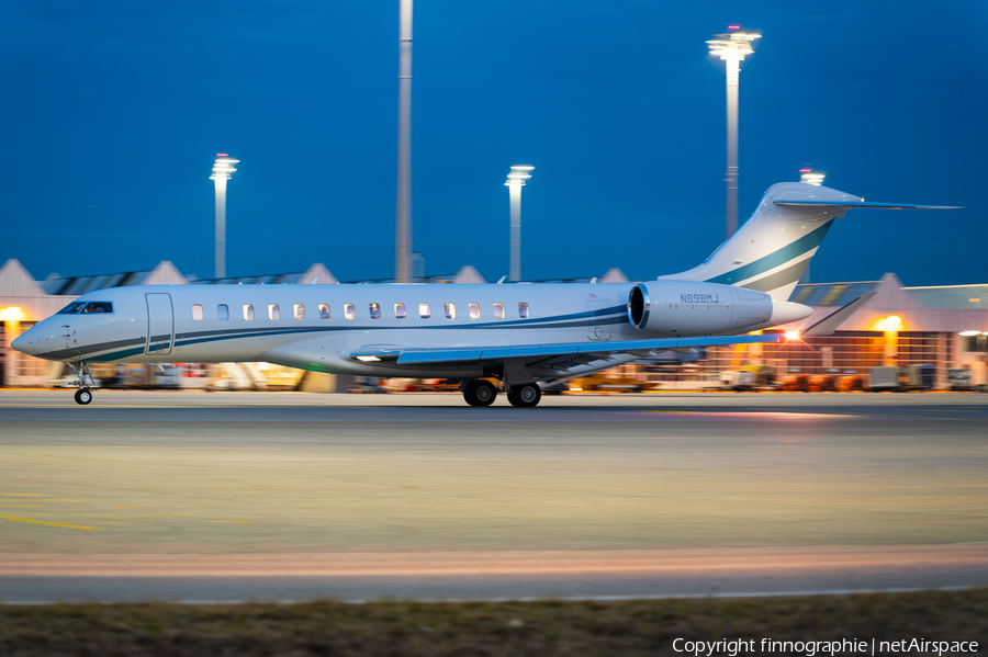 (Private) Bombardier BD-700-1A10 Global 6000 (N898MJ) | Photo 611985