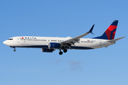 Delta Air Lines Boeing 737-932(ER) (N899DN) at  Windsor Locks - Bradley International, United States