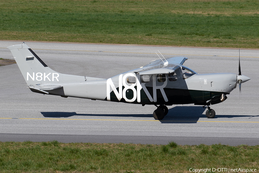 (Private) Cessna P210N Pressurized Centurion (N8KR) | Photo 308177