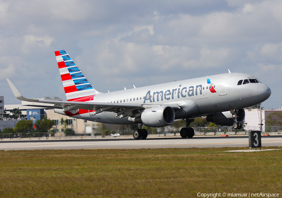 American Airlines Airbus A319-112 (N9006) | Photo 219445