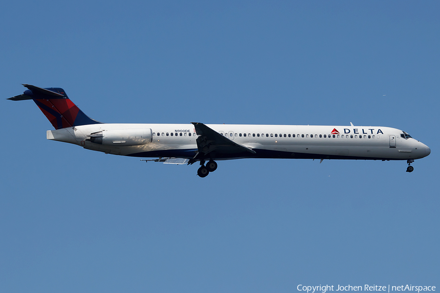 Delta Air Lines McDonnell Douglas MD-88 (N900DE) | Photo 125607