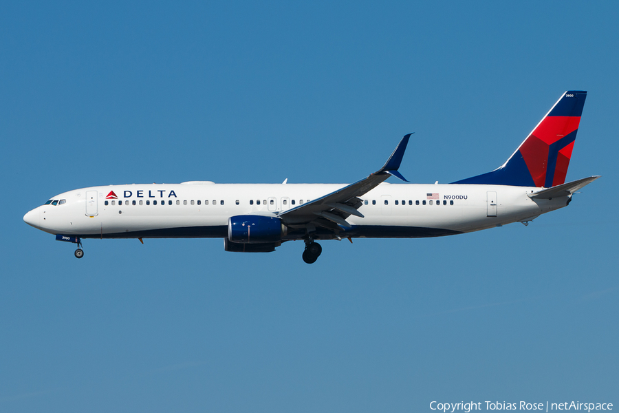 Delta Air Lines Boeing 737-932(ER) (N900DU) | Photo 300169