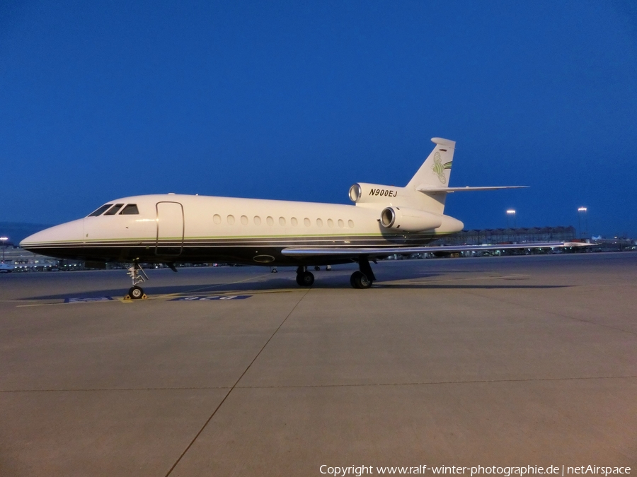 (Private) Dassault Falcon 900 (N900EJ) | Photo 353651