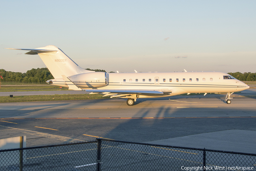 (Private) Bombardier BD-700-1A10 Global Express (N900GX) | Photo 328437