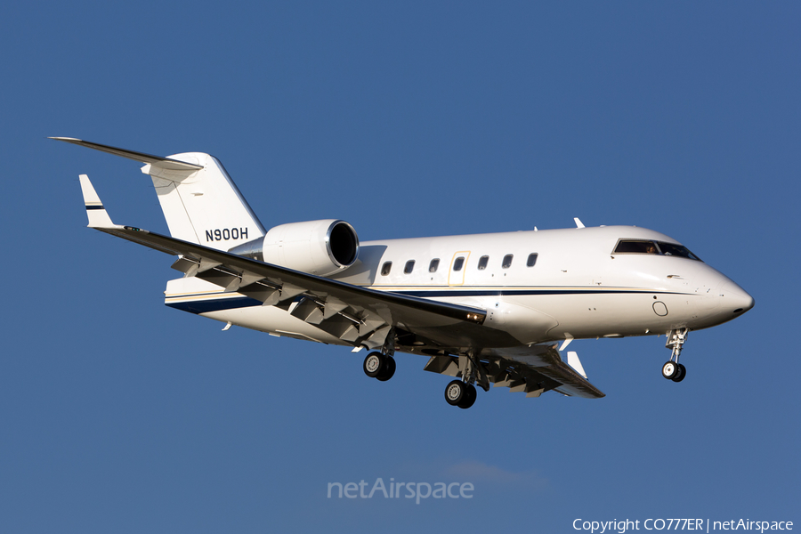 (Private) Bombardier CL-600-2B16 Challenger 601-3A (N900H) | Photo 71878