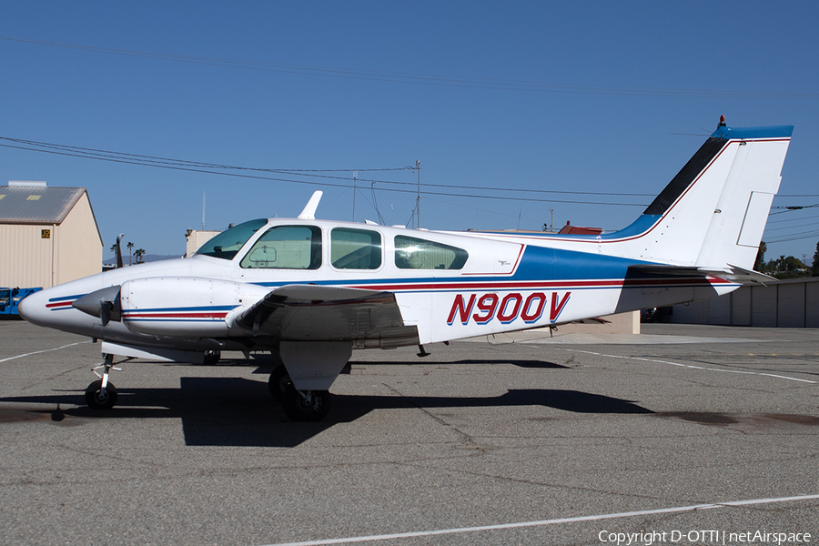 (Private) Beech Baron 95-B55 (T-42A) (N900V) | Photo 544646