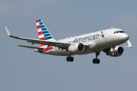 American Airlines Airbus A319-115 (N9015D) at  Dallas/Ft. Worth - International, United States