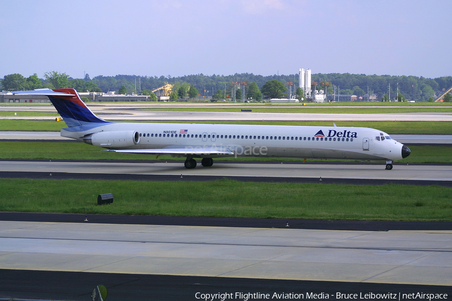 Delta Air Lines McDonnell Douglas MD-88 (N901DE) | Photo 186303