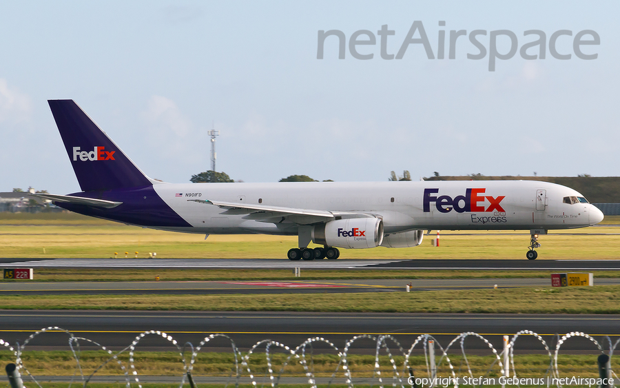 FedEx Boeing 757-2B7(SF) (N901FD) | Photo 12936