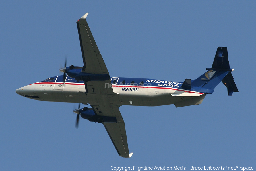 Midwest Connect Beech 1900D (N901SK) | Photo 177620