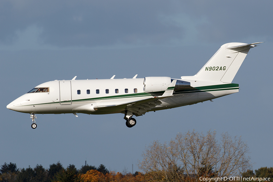 (Private) Bombardier CL-600-2B16 Challenger 604 (N902AG) | Photo 409272