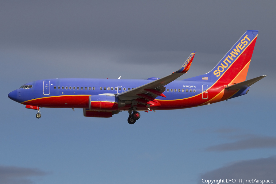 Southwest Airlines Boeing 737-7H4 (N902WN) | Photo 428349