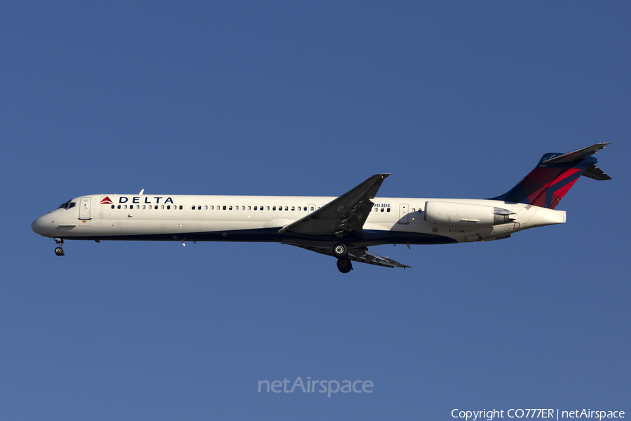 Delta Air Lines McDonnell Douglas MD-88 (N903DE) | Photo 395798