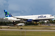 JetBlue Airways Airbus A321-231 (N903JB) at  San Juan - Luis Munoz Marin International, Puerto Rico