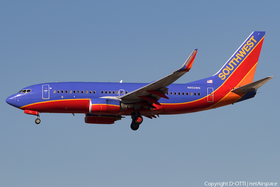 Southwest Airlines Boeing 737-7H4 (N903WN) | Photo 145208