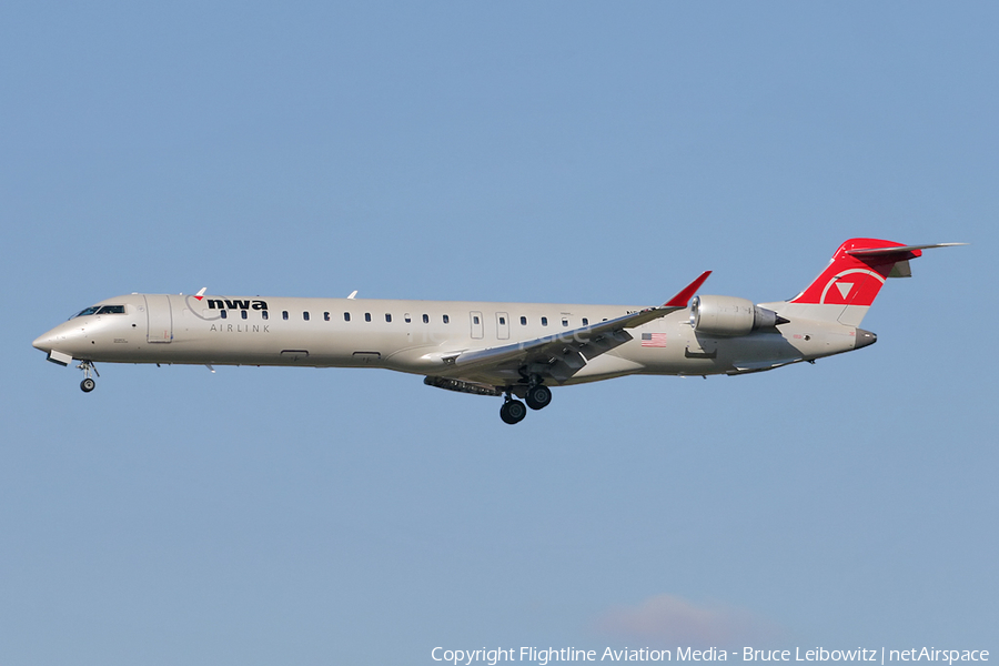 Northwest Airlink (Mesaba Airlines) Bombardier CRJ-900LR (N903XJ) | Photo 150709