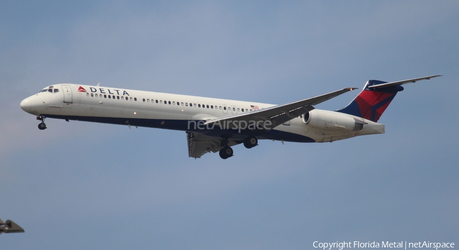 Delta Air Lines McDonnell Douglas MD-88 (N904DE) | Photo 351569