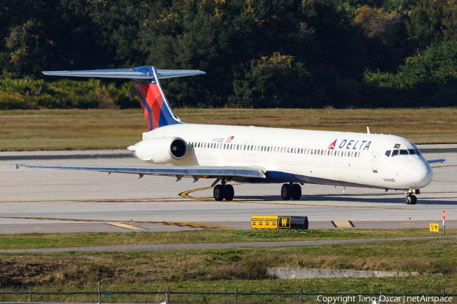 Delta Air Lines McDonnell Douglas MD-88 (N904DE) | Photo 470335