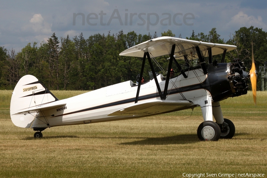 (Private) Boeing Stearman E75 (N9054H) | Photo 515238