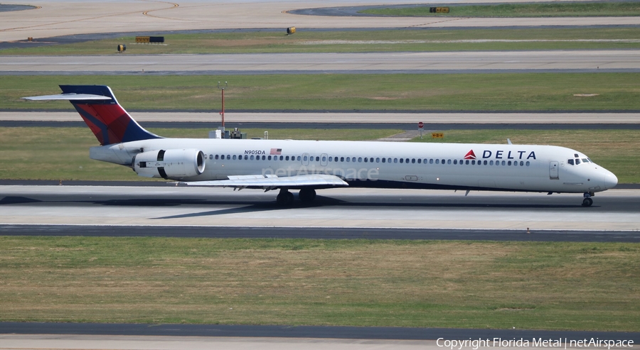 Delta Air Lines McDonnell Douglas MD-90-30 (N905DA) | Photo 320200