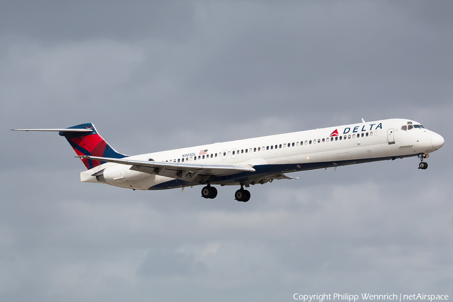 Delta Air Lines McDonnell Douglas MD-88 (N905DL) | Photo 241668