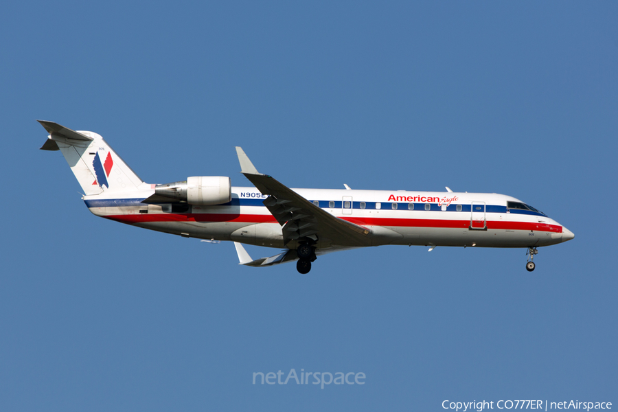 American Eagle (ExpressJet Airlines) Bombardier CRJ-200ER (N905EV) | Photo 86612