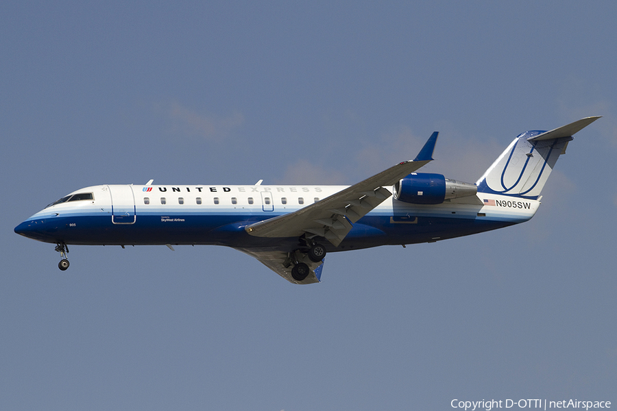 United Express (SkyWest Airlines) Bombardier CRJ-200LR (N905SW) | Photo 339390
